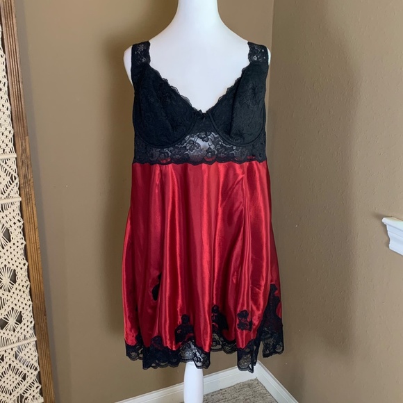 Avenue Body Red & Black Satin‎ Lace Babydoll Set NWT – Size 18/20 - Picture 1 of 9